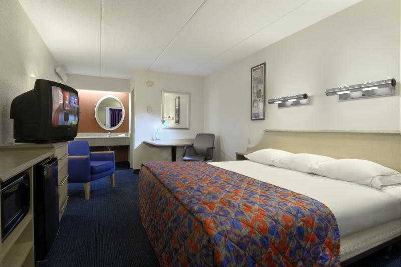 Red Roof Inn Asheville - Biltmore West Quarto foto