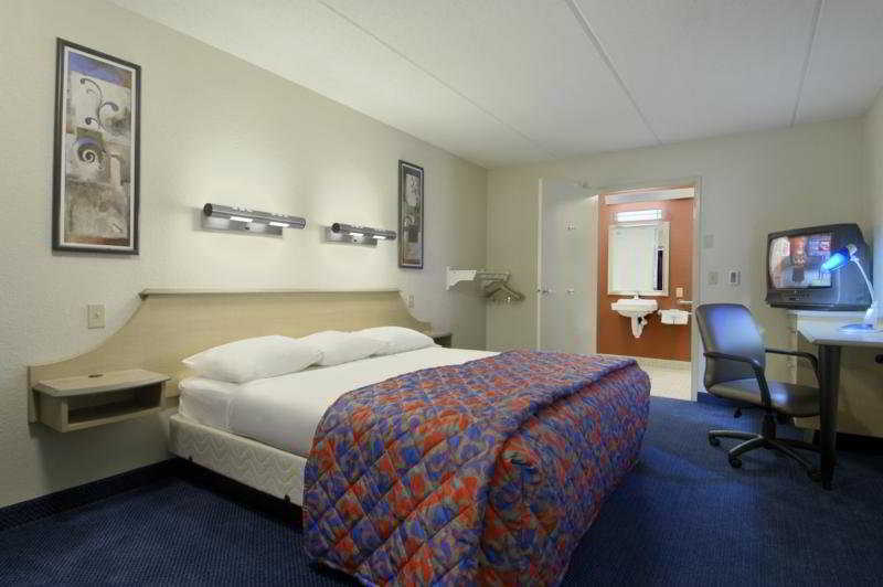 Red Roof Inn Asheville - Biltmore West Quarto foto